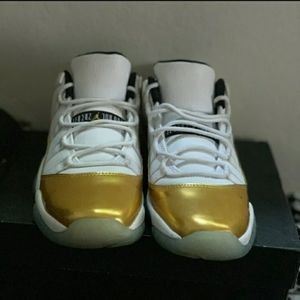 Air Jordan 11 retro low